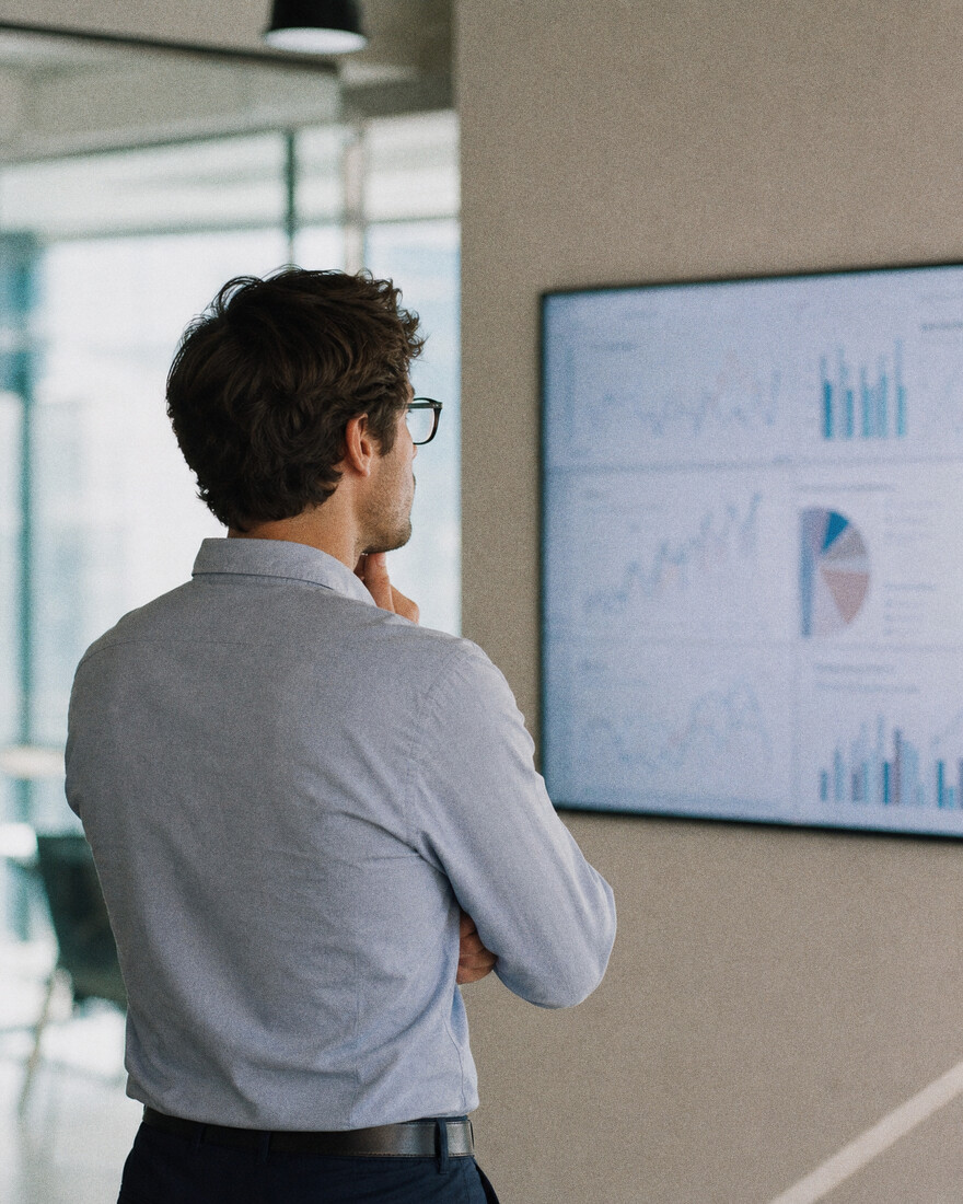 Research & competitive intelligence